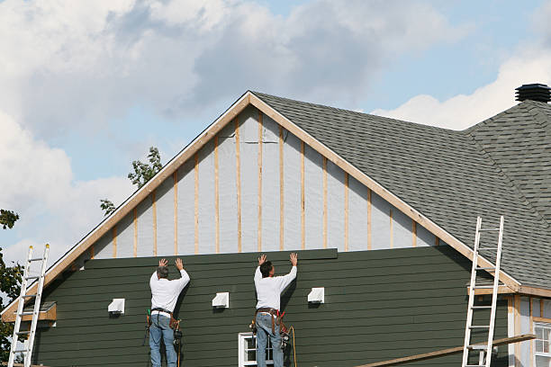 Professional Emergency Siding Repair technician working in Clarington, OH